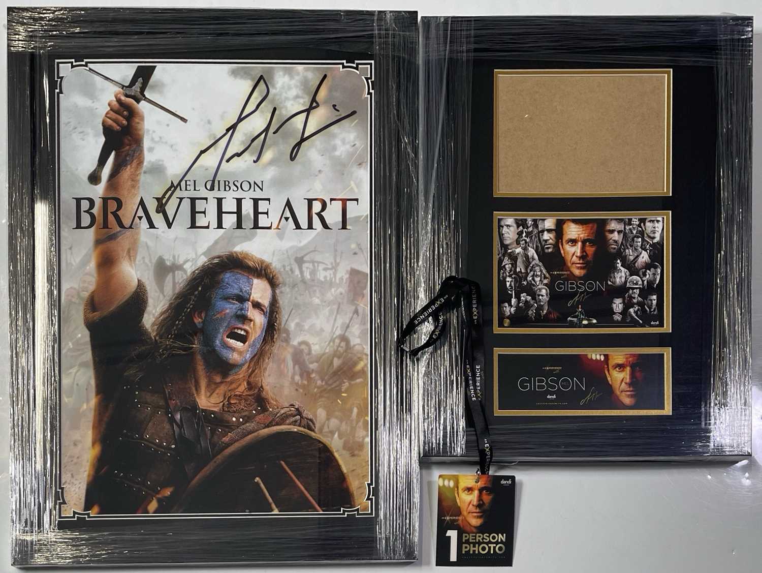 Lot 117 - MEL GIBSON - LARGE SIGNED DISPLAY.