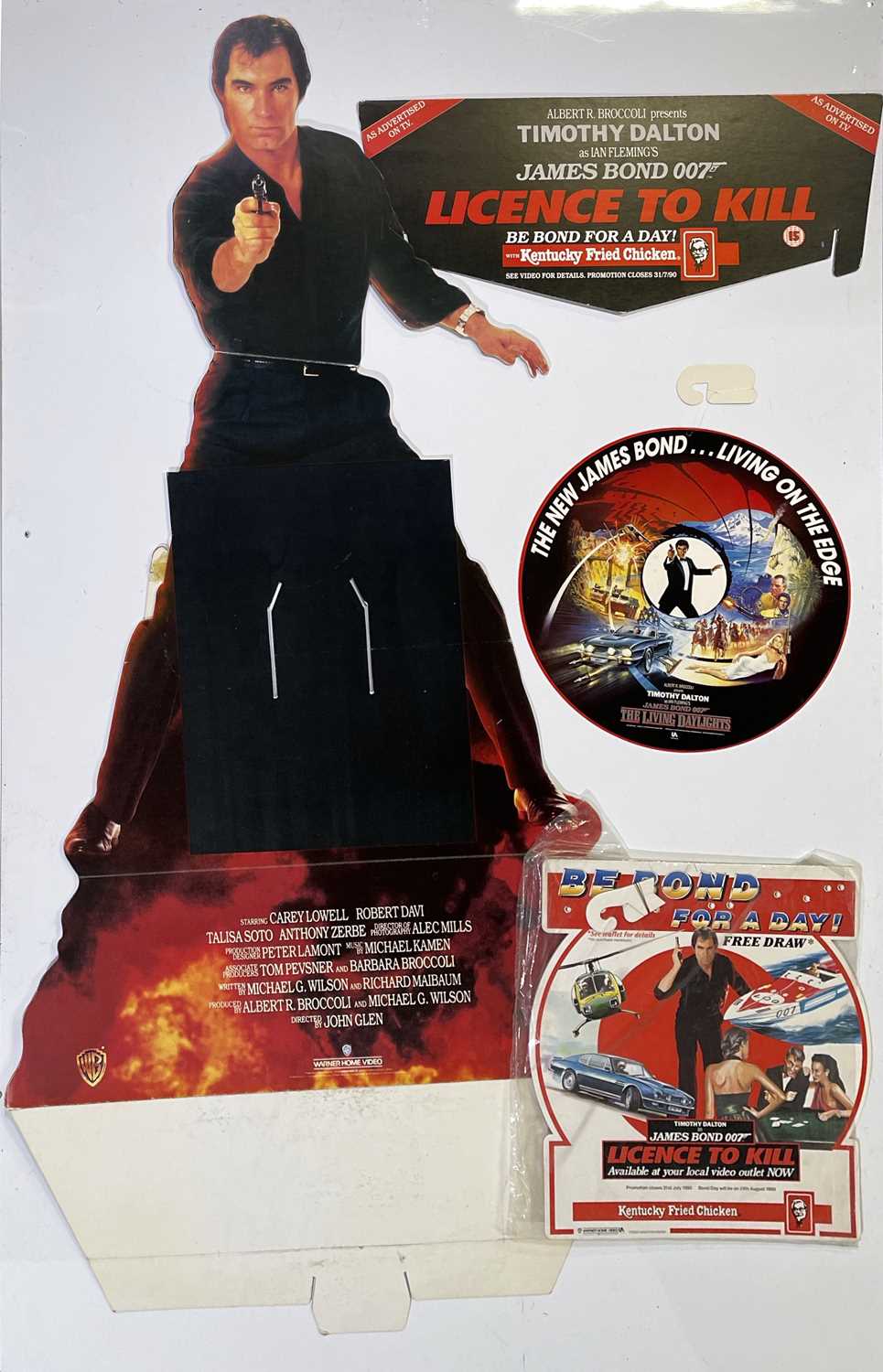 Lot 127 - JAMES BOND - SHOP DISPLAYS INC SPECTRE / TIMOTHY DALTON ERA-BOND.