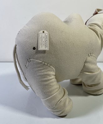 Lot 49 - R JOHN WRIGHT CAMEL WITH THE WRINKLED KNEES DOLL