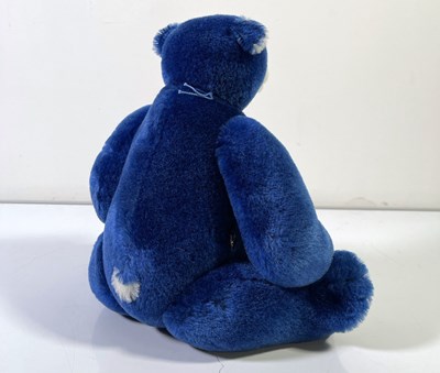 Lot 61 - GREGORY GYLLENSHIP LEONARD BEAR