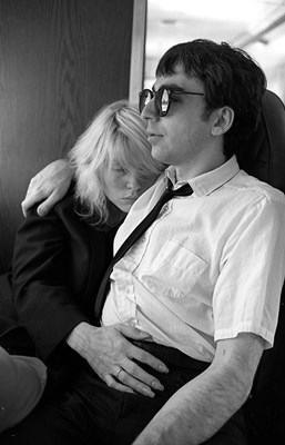 Lot 30 - MARTYN GODDARD - BLONDIE IN CAMERA - DEBBIE WITH CHRIS.
