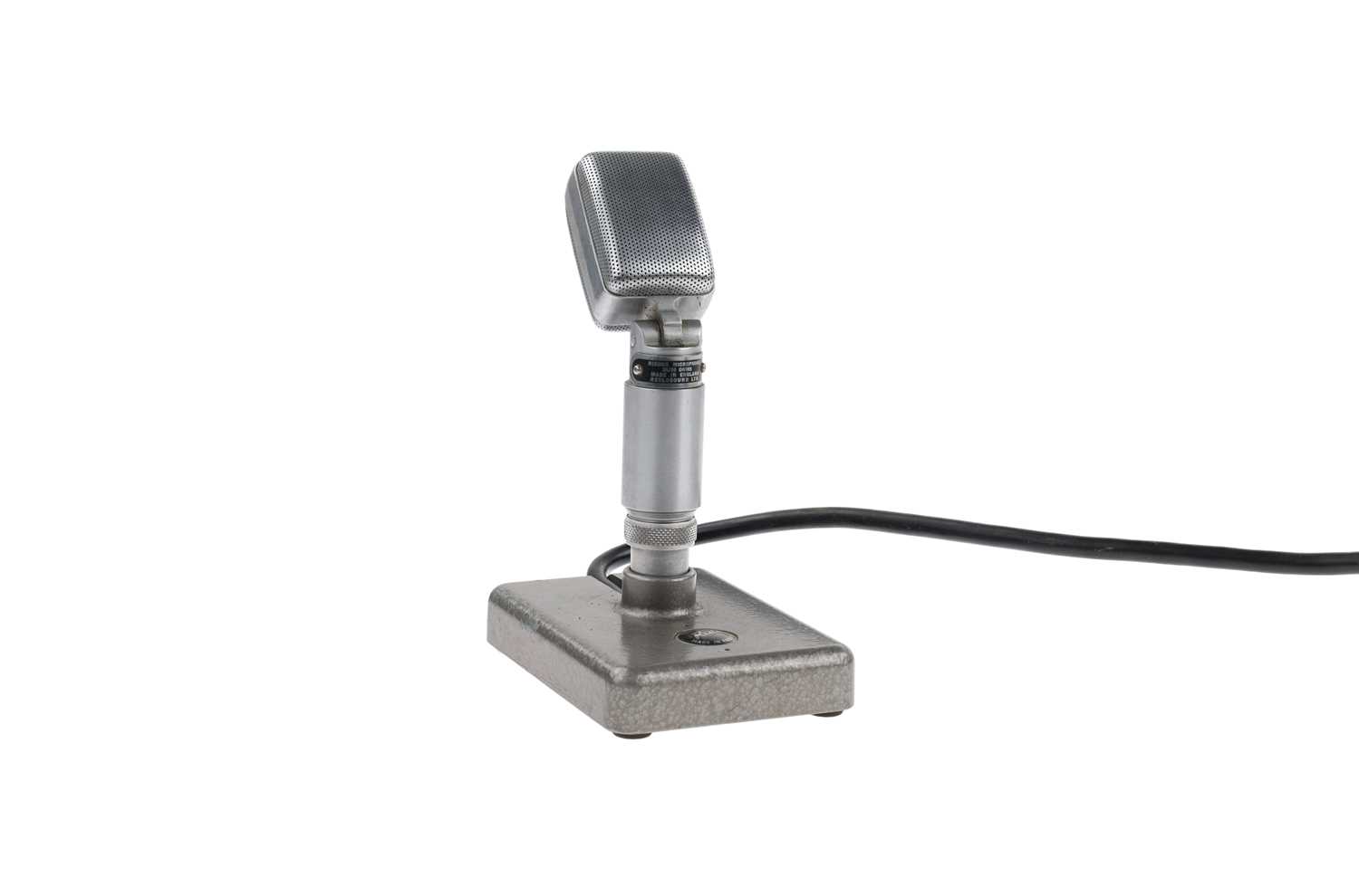 Lot 5 - RESLO RIBBON MICROPHONE