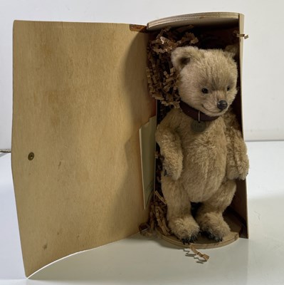 Lot 68 - R. JOHN WRIGHT - LOO BEAR