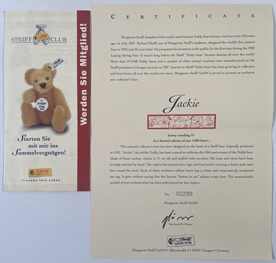 Lot 78 - STEIFF JACKIE - 408533