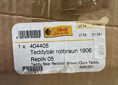 Lot 81 - STEIFF RED BROWN 1906 REPLICA BEAR - 404405