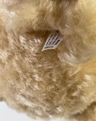 Lot 82 - STEIFF TEDDY BABY 1949 REPLICA - 408472