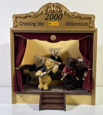 Lot 85 - STEIFF 2000 MILLENIUM DREAM BAND SET