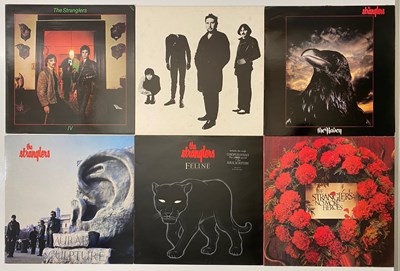Lot 87 - THE STRANGLERS - LP / 12" / 7" PACK
