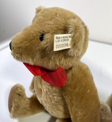 Lot 102 - PACK OF THREE STEIFF BEARS