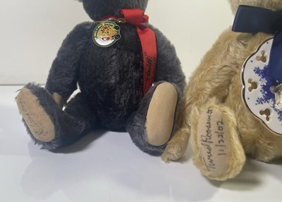 Lot 104 - PACK OF THREE STEIFF BEARS