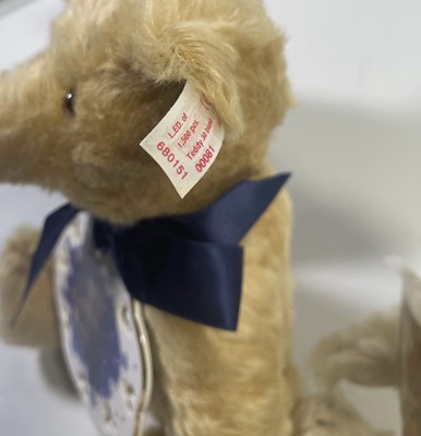 Lot 104 - PACK OF THREE STEIFF BEARS