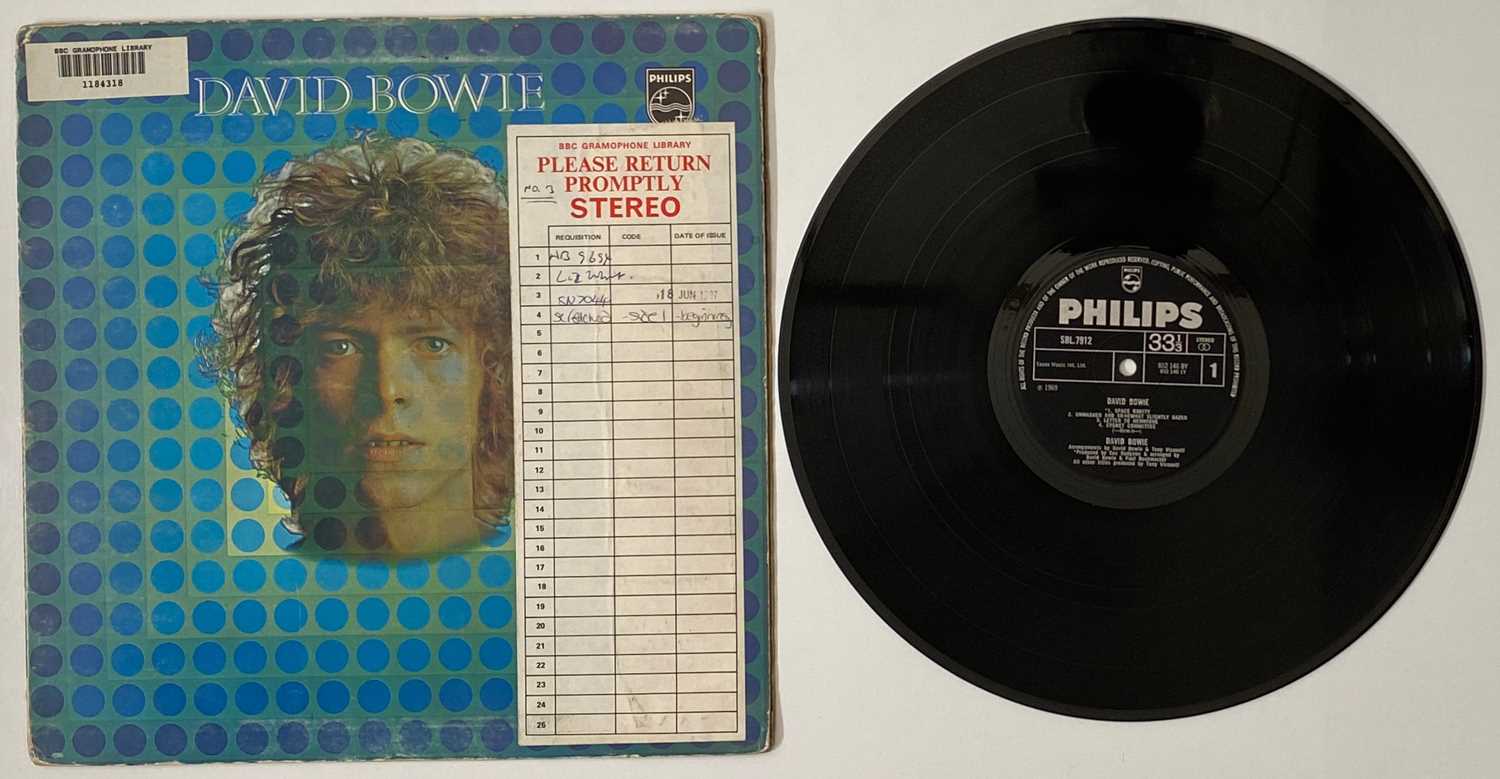 Lot 49 - DAVID BOWIE - S/T LP (UK STEREO ORIGINAL - PHILIPS - SBL.7912) (FROM THE BBC ARCHIVE)