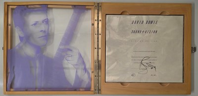 Lot 1 - DAVID BOWIE - LIMITED EDITION RYKO SOUND + VISION WOODEN BOX SET WITH BOWIE SIGNATURE