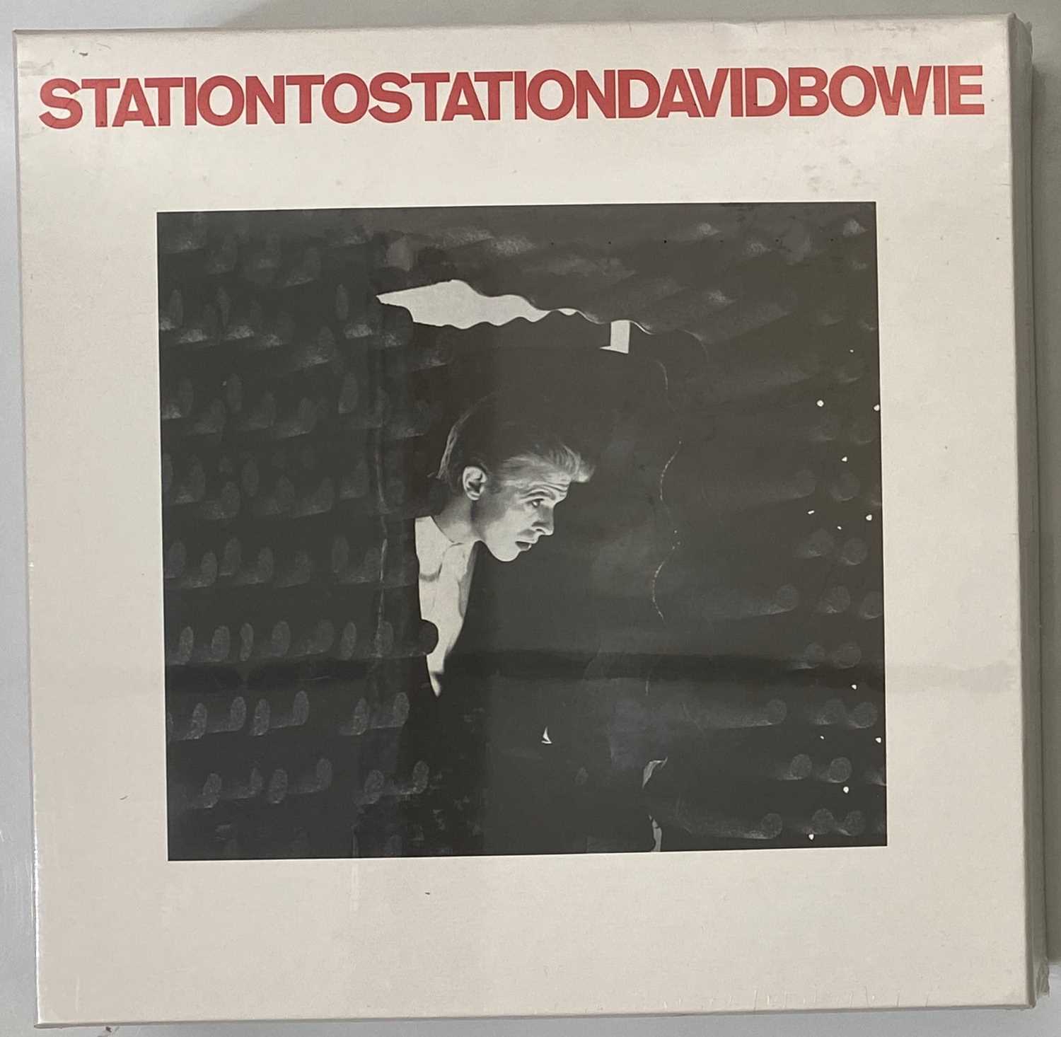 Lot 22 - DAVID BOWIE - 'STATION TO STATION - DELUXE EDITION' LPS, CD + MIX MEDIA BOXSET (SEALED)