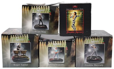Lot 155 - QUEEN - FULL SET OF ROCK ICONZ KNUCKLEBONZ FIGURINES.