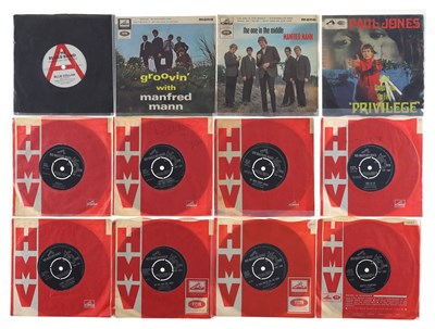 Lot 915 - ELVIS, THE MERSEYBEATS, MANNFRED MAN AND OTHER 60'S 7"S