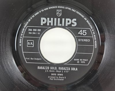 Lot 38 - DAVID BOWIE - 'RAGAZZO SOLO-RAGAZZA' - 7" ITALIAN VERSION, PICTURE SLEEVE