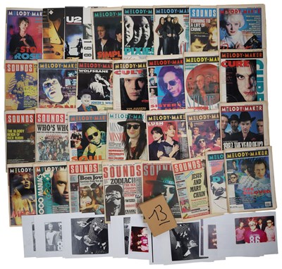 Lot 366 - BLUR - COLLECTION OF NEWSPAPERS, MAGAZINES, PHOTOS.