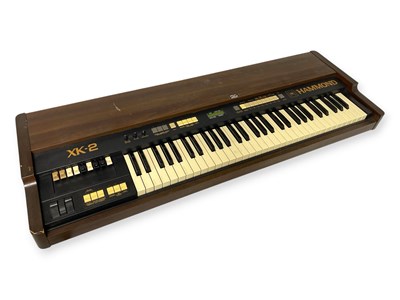 Lot 17 - HAMMOND XK-2 KEYBOARD.