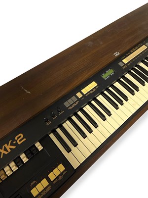 Lot 17 - HAMMOND XK-2 KEYBOARD.