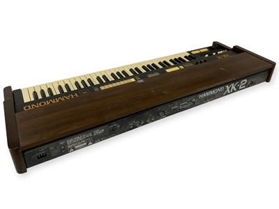 Lot 17 - HAMMOND XK-2 KEYBOARD.