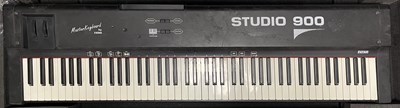 Lot 5 - KEYBOARDS INC YAMAHA TYROS 2 / FATAR STUDIO 900.