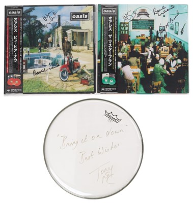 Lot 99 - OASIS - SIGNED MEMORABILIA PACKAGE.