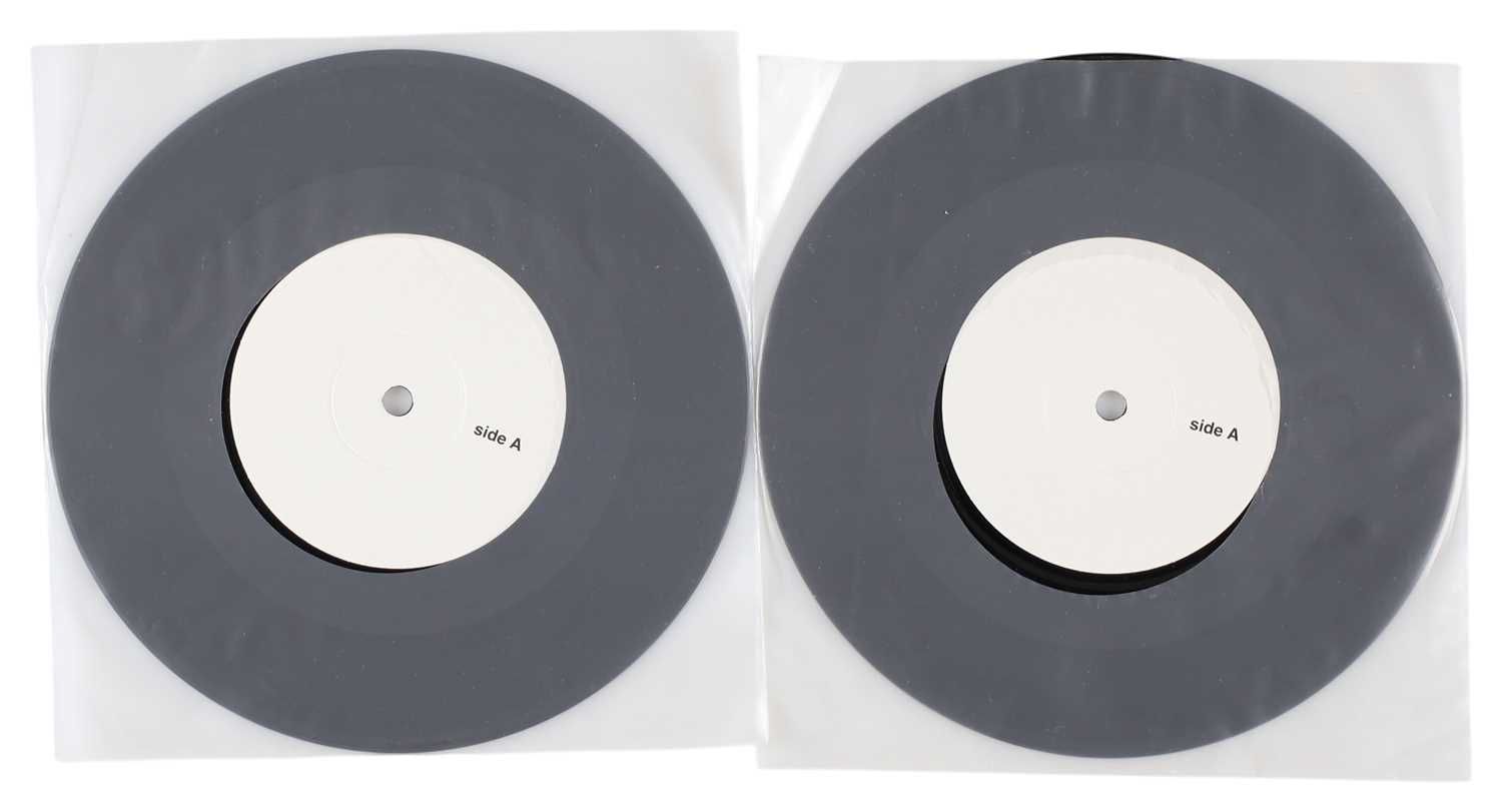 Lot 28 - SIOUXSIE & THE BANSHEES - HONG KONG GARDEN 7" (WHITE LABEL - SBAN35)