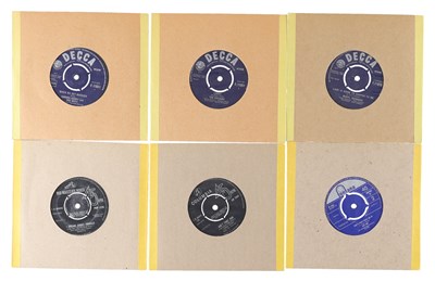 Lot 52 - 1964 - JAN TO MARCH - FEMEALE POP - 7" SINGLE COLLECTION - SANDRA BARRY, THE ORCHIDS, BERYL MARSDEN