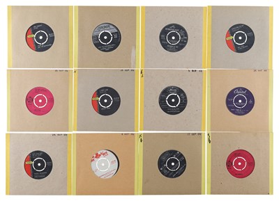Lot 72 - 60'S UK LABEL POP & BEAT 7" COLLECTION - THE CHANTS, PETER'S FACE, THE KINKS