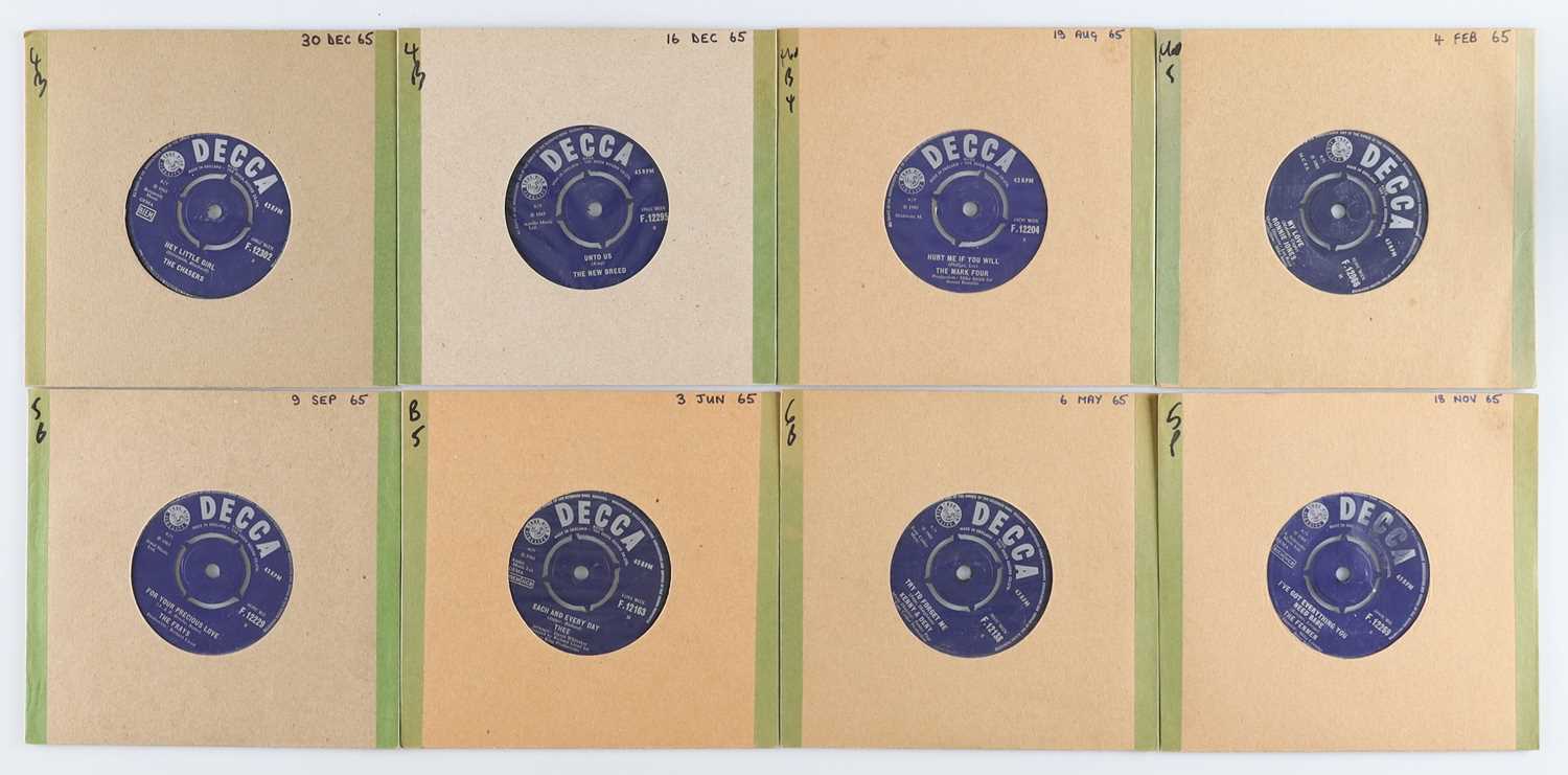 Lot 104 - UK 60'S DECCA POP-BEAT 7" SINGLES - THE CHASERS, THE NEW BREED, MARK FOUR