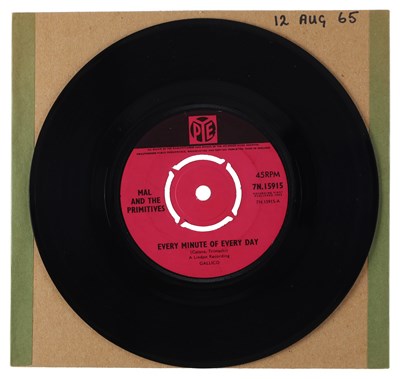 Lot 126 - MAL AND THE PRIMITIVES – EVERY MINUTE OF EVERY DAY UK PYE 7” (7N.15915)