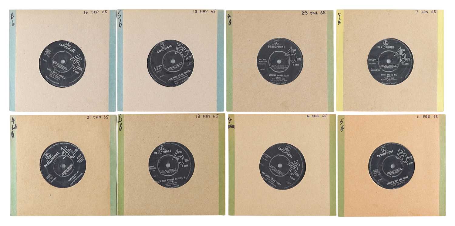 Lot 134 - UK 60'S POP-BEAT 7" PACK - THE IN CROWD, THE MOCKINGBIRDS + MORE
