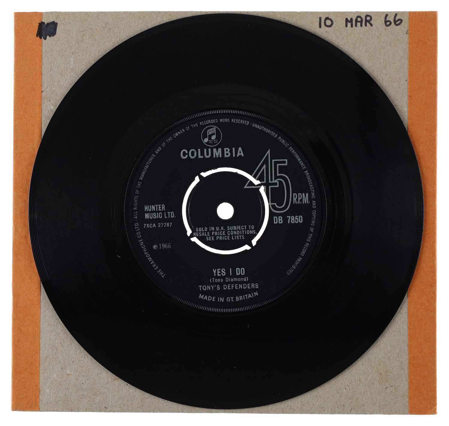 Lot 137 - TONY'S DEFENDERS – YES I DO UK COLUMBIA 7” (DB 7850)