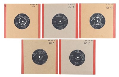 Lot 160 - 1967 POP / PSYCH - PARLOPHONE 7" PACK