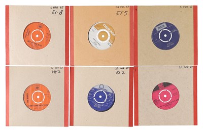 Lot 166 - 1967 MOD - 7" PACK
