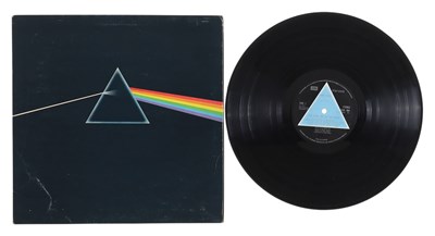 Lot 62 - PINK FLOYD - THE DARK SIDE OF THE MOON LP (UK COMPLETE SOLID TRIANGLE - SHVL 804)