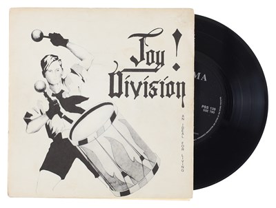 Lot 41 - JOY DIVISION - AN IDEAL FOR LIVING 7" (ORIGINAL UK RELEASE - ENIGMA RECORDS - PSS 139)