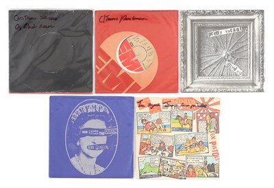 Lot 373 - SEX PISTOLS - 7" RARITIES PACK INC JAMIE REID SIGNED POSTCARD.