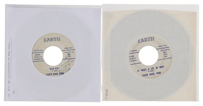 Lot 82 - FLOYD DAKIL FOUR - 7" PACK (INC SIGNED)!