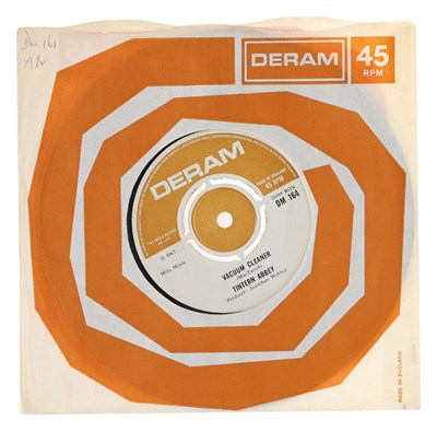 Lot 39 - TINTERN ABBEY – VACUUM CLEANER UK DERAM 7" (DM 164)