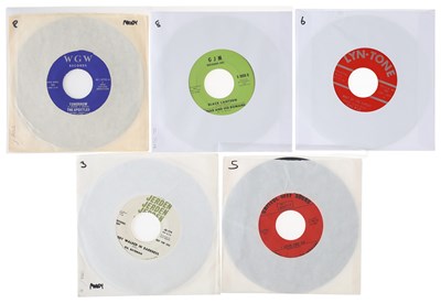 Lot 101 - MOODY GARAGE - 7" COLLECTABLES PACK