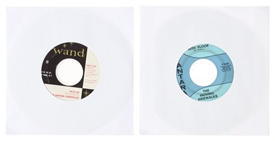 Lot 121 - THE MOVING SIDEWALKS (PRE ZZ TOP) - 7" RARITIES PACK