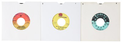 Lot 105 - SWEET STEPPIN' SOUL DANCERS - 7" PACK