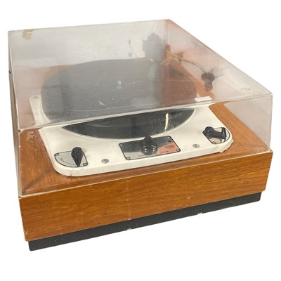 Lot 18 - GARRARD 301 TRANSCRIPTION TURNTABLE.