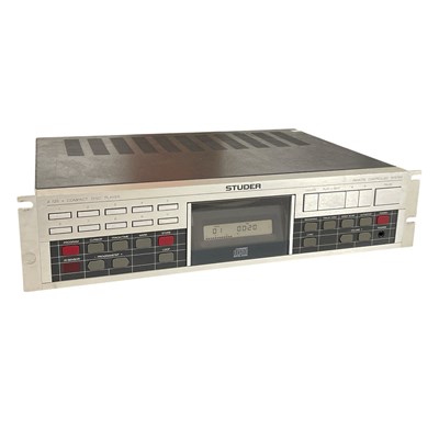 Lot 19 - STUDER A725 PROFESSIONAL CD PLAYER.