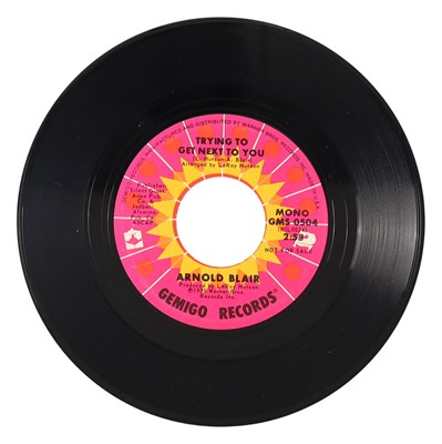 Lot 135 - ARNOLD BLAIR - 'TRYING TO GET NEXT TO YOU' 7"- USA 1975 PROMO - RARE SWEET SOUL