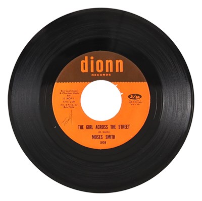 Lot 137 - MOSES SMITH - 'THE GIRL ACROSS THE STREET' 7" - USA 1968, DIONN - RARE SOUL