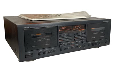 Lot 21 - YAMAHA KX-W952 STEREO DOUBLE CASSETTE DECK.