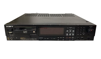 Lot 23 - SONY DTC-1000ES PRO (HHB MODIFIED).